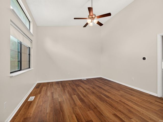 1805 Paveys Glen Run, Fort Wayne, IN 46804