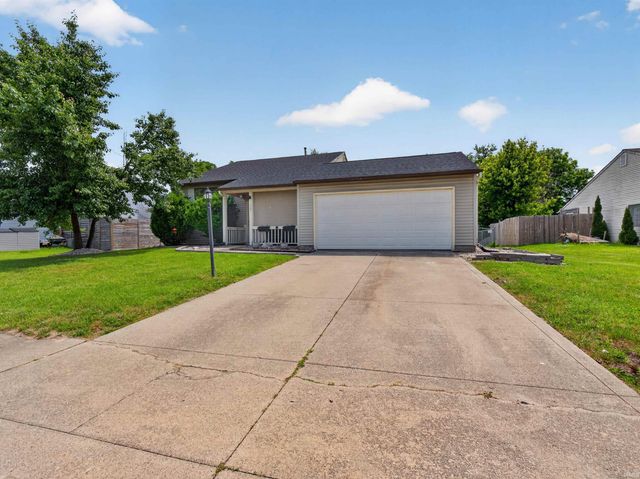 1805 Paveys Glen Run, Fort Wayne, IN 46804