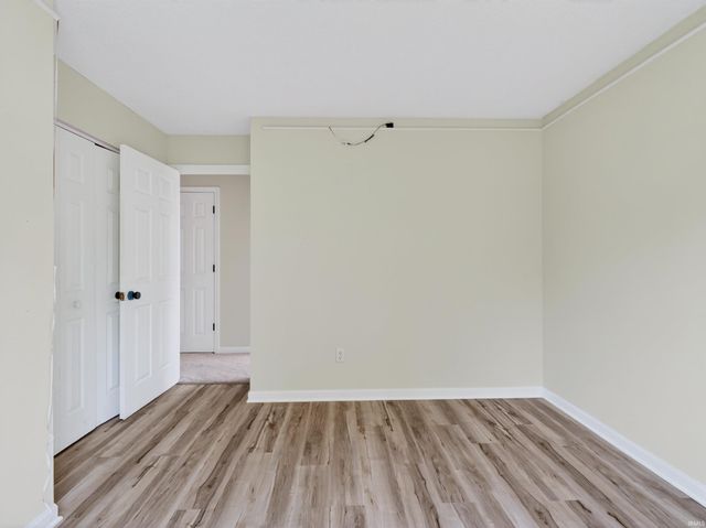 1805 Paveys Glen Run, Fort Wayne, IN 46804