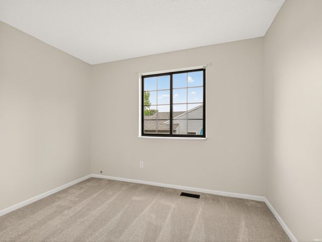 1805 Paveys Glen Run, Fort Wayne, IN 46804