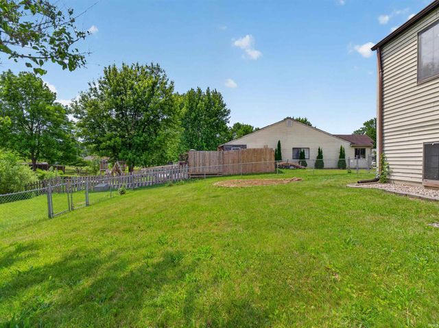 1805 Paveys Glen Run, Fort Wayne, IN 46804
