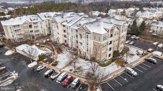501 SUNSET VIEW TER SE #406, Leesburg, VA 20175
