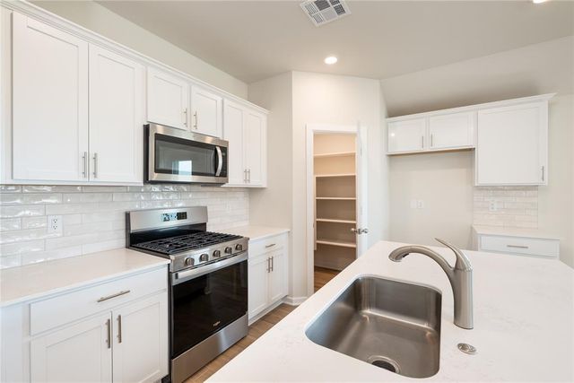 1255 Burlywood Lane, Piedmont, OK 73078