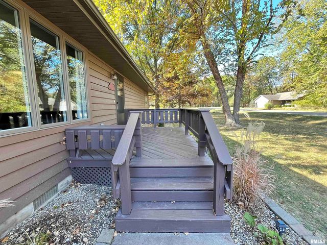 326 CHARTER OAK Place, Dahinda, IL 61428