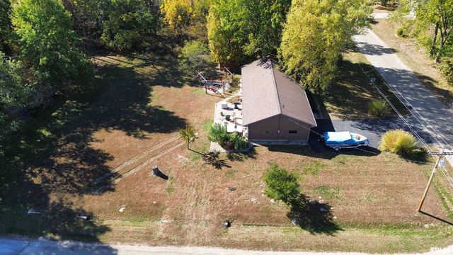 326 CHARTER OAK Place, Dahinda, IL 61428