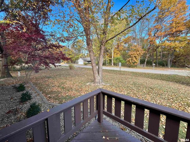 326 CHARTER OAK Place, Dahinda, IL 61428