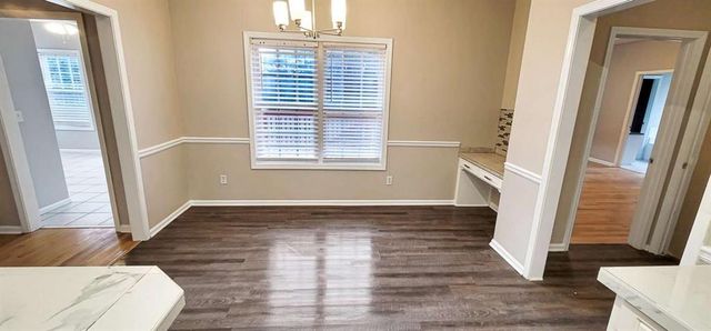 326 Henderson Lake Drive, Loganville, GA 30052