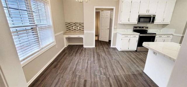 326 Henderson Lake Drive, Loganville, GA 30052