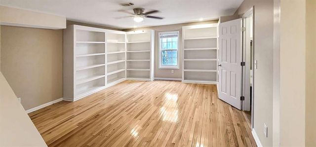 326 Henderson Lake Drive, Loganville, GA 30052