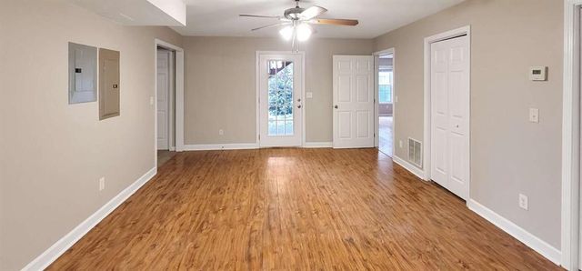 326 Henderson Lake Drive, Loganville, GA 30052