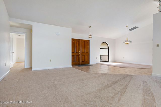 2100 Leeward Lane, Merritt Island, FL 32953