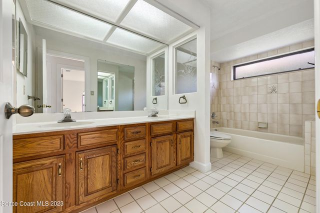 2100 Leeward Lane, Merritt Island, FL 32953