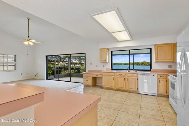 2100 Leeward Lane, Merritt Island, FL 32953