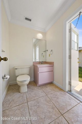 2100 Leeward Lane, Merritt Island, FL 32953