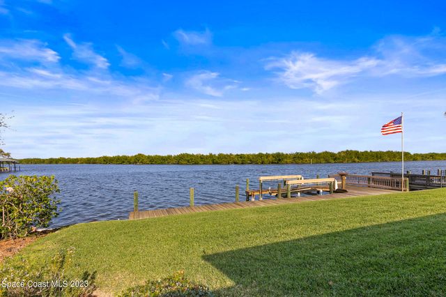 2100 Leeward Lane, Merritt Island, FL 32953