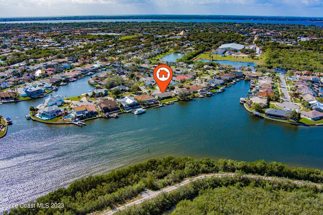 2100 Leeward Lane, Merritt Island, FL 32953