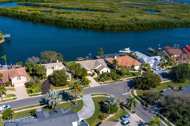 2100 Leeward Lane, Merritt Island, FL 32953