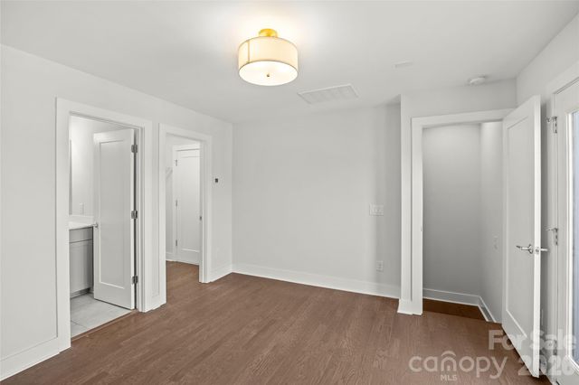 16038 Roscoe Lane, Charlotte, NC 28204