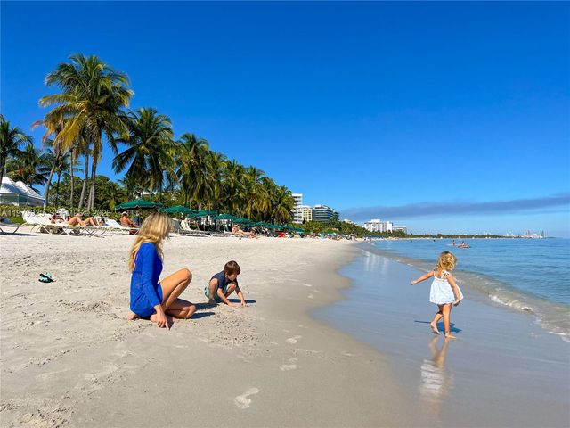 781 Crandon Blvd 804, Key Biscayne, FL 33149