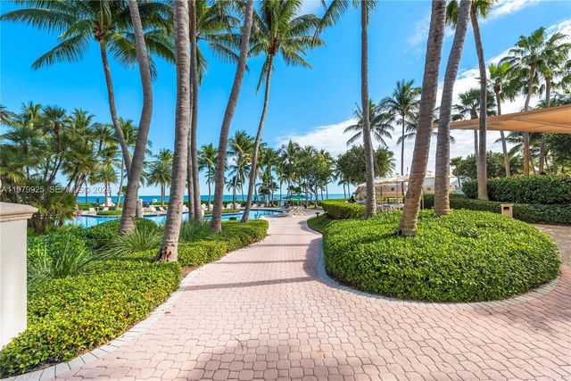 781 Crandon Blvd 804, Key Biscayne, FL 33149