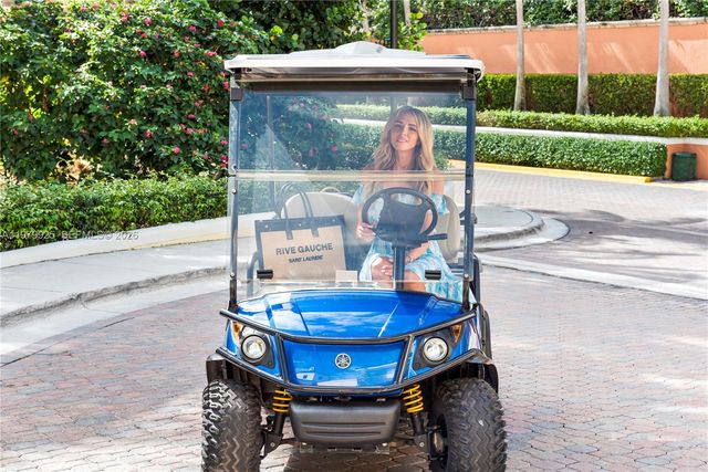 781 Crandon Blvd 804, Key Biscayne, FL 33149