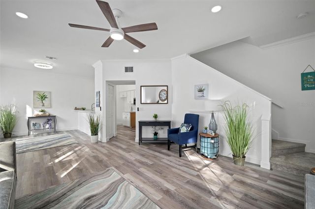 2843 THAXTON DRIVE 33, Palm Harbor, FL 34684