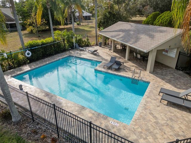 2843 THAXTON DRIVE 33, Palm Harbor, FL 34684