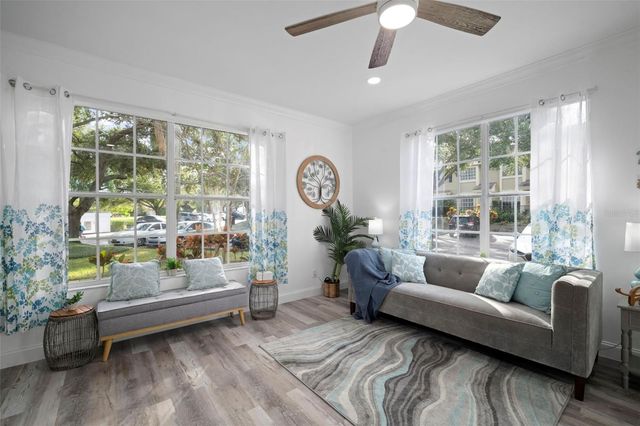 2843 THAXTON DRIVE 33, Palm Harbor, FL 34684