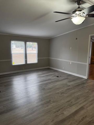 6430 Legendary Lane, Wedgefield, SC 29168