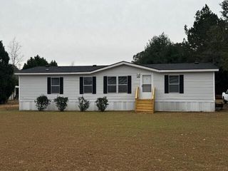 6430 Legendary Lane, Wedgefield, SC 29168