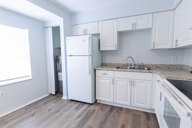 1038 25TH STREET, Sarasota, FL 34234