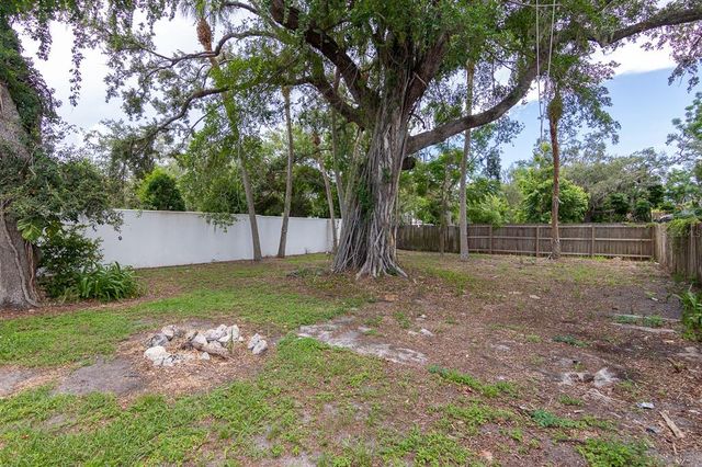 1038 25TH STREET, Sarasota, FL 34234