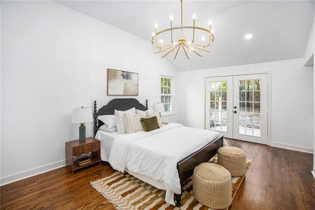 9222 Belinder Road, Leawood, KS 66206