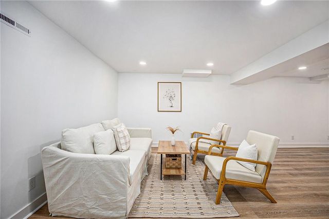 9222 Belinder Road, Leawood, KS 66206