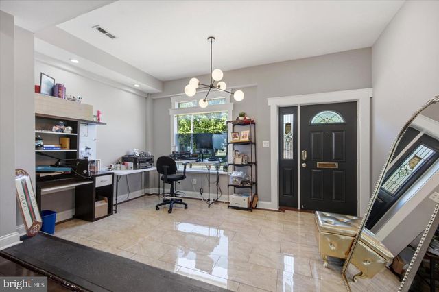 6224 CEDAR AVE, Philadelphia, PA 19143