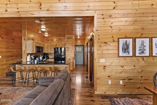 668 Stockton Drive, Sevierville, TN 37876