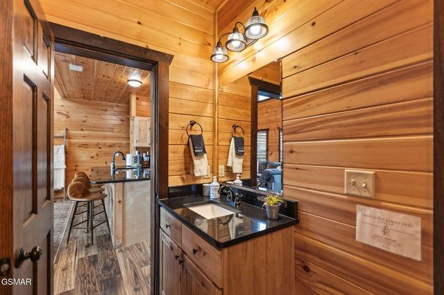 668 Stockton Drive, Sevierville, TN 37876