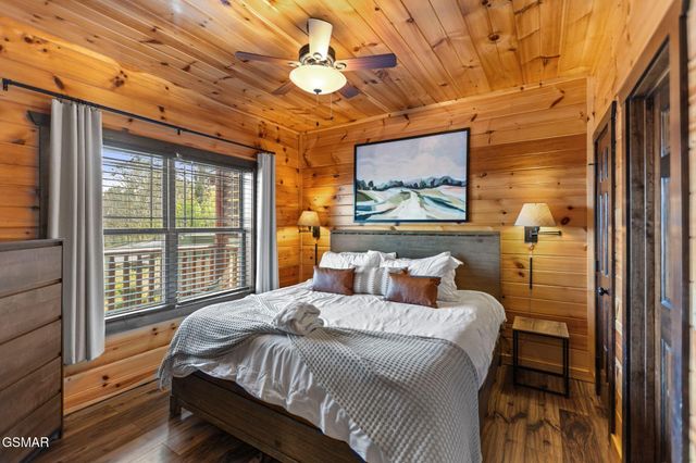 668 Stockton Drive, Sevierville, TN 37876