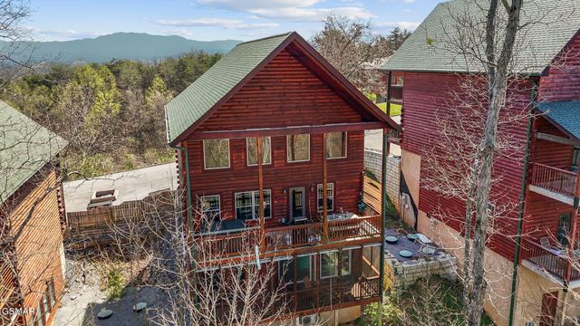 668 Stockton Drive, Sevierville, TN 37876