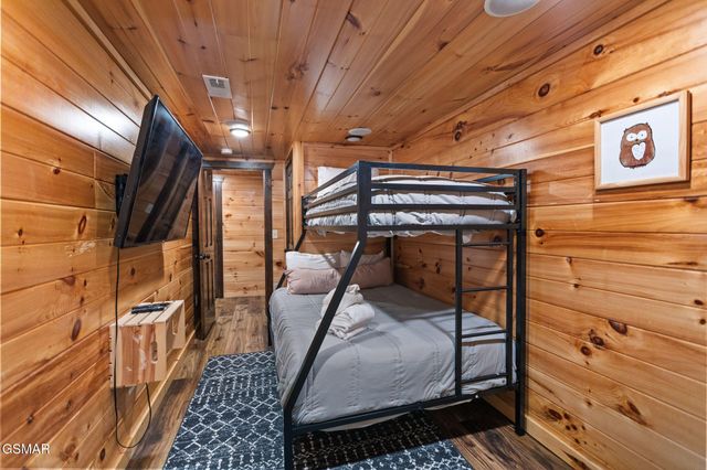 668 Stockton Drive, Sevierville, TN 37876