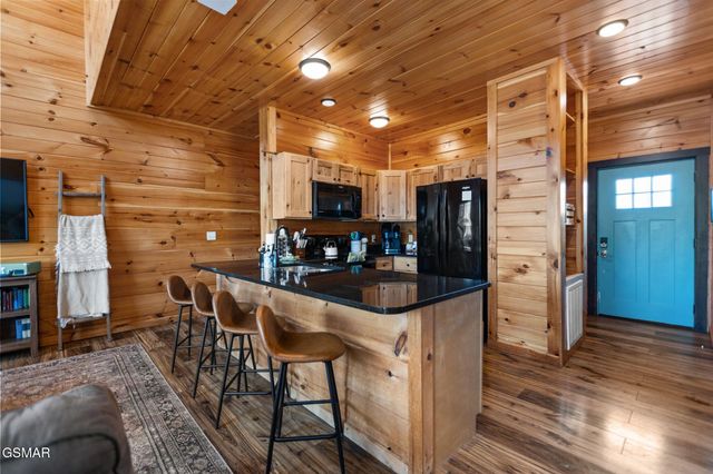 668 Stockton Drive, Sevierville, TN 37876