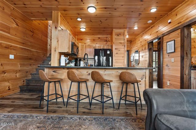 668 Stockton Drive, Sevierville, TN 37876