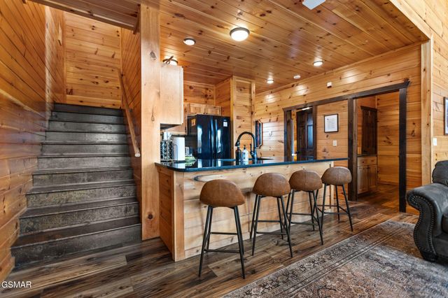 668 Stockton Drive, Sevierville, TN 37876