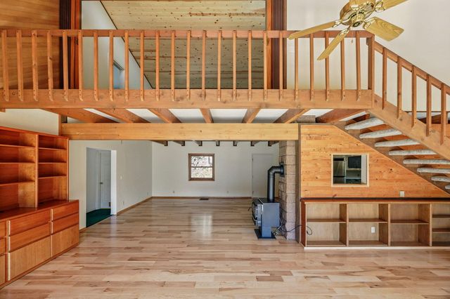 23000 Morrison Creek, Central Point, OR 97502
