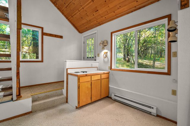 23000 Morrison Creek, Central Point, OR 97502