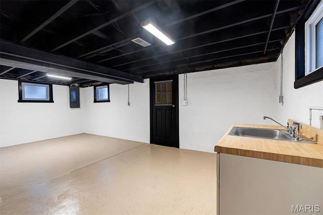 5923 Scanlan Avenue, St Louis, MO 63139