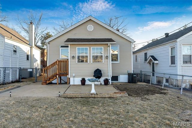 5923 Scanlan Avenue, St Louis, MO 63139