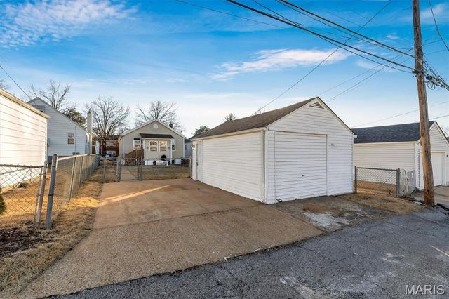 5923 Scanlan Avenue, St Louis, MO 63139