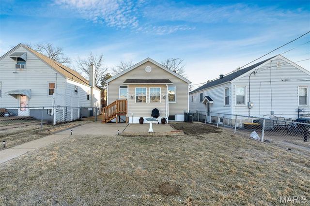 5923 Scanlan Avenue, St Louis, MO 63139