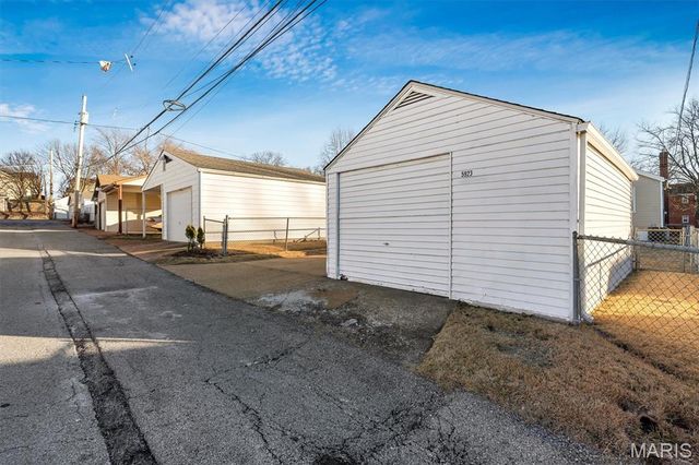 5923 Scanlan Avenue, St Louis, MO 63139